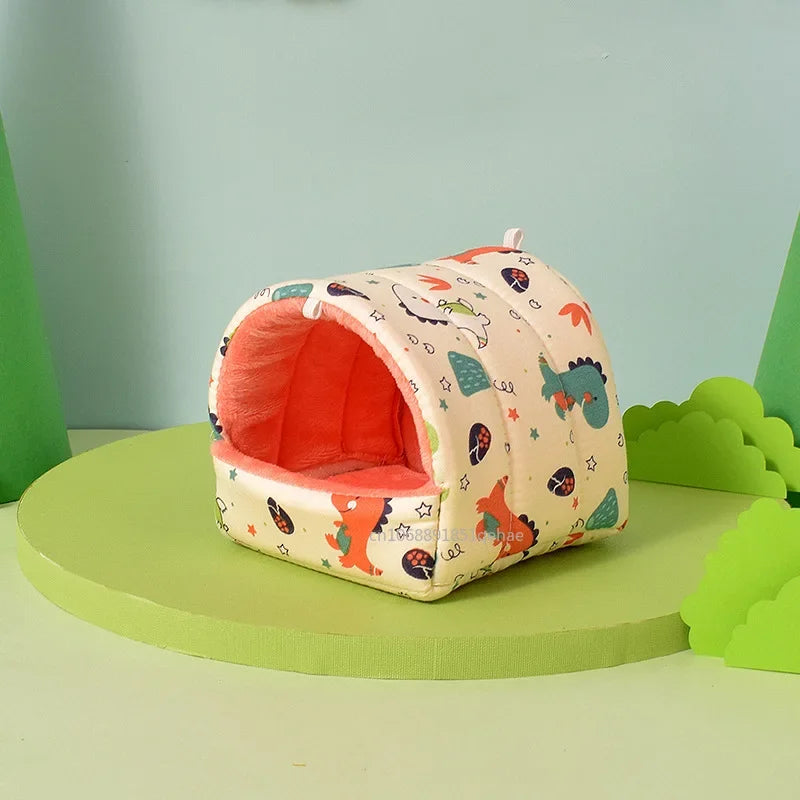 Cute Cartoon Fleece Nest for Small Pets – Hamster Guinea Pig Rat Mice, 4 Sizes S/M/L/XL (3.15–7.87 in / 8–20 cm)