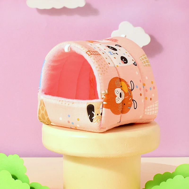 Cute Cartoon Fleece Nest for Small Pets – Hamster Guinea Pig Rat Mice, 4 Sizes S/M/L/XL (3.15–7.87 in / 8–20 cm)
